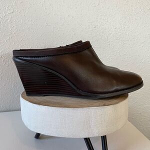 A.N.A Brown Leather Slip On Wedge Heels Size 8.5M EUC